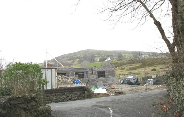 A bungalow under construction on the site of the demolished Maes-y-dref Chapel (c) Eric Jones 2007